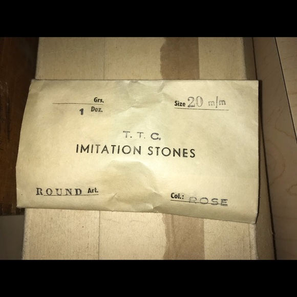 Vintage imitation stones 20mm good find Czech - Picture 3 of 4